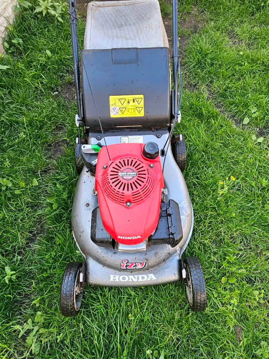 Honda lawnmower - Image 2
