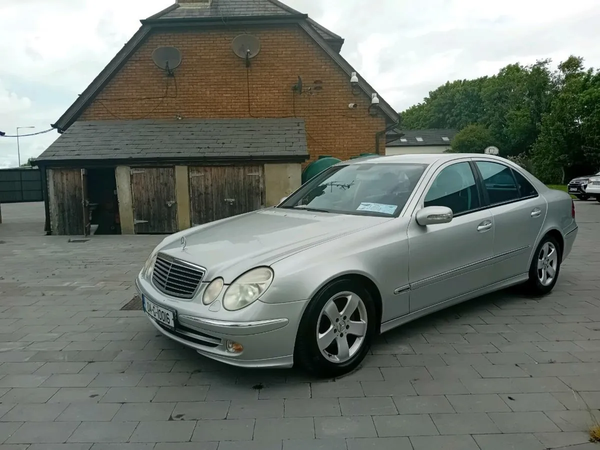 Mercedes e class e220 d automatic - Image 2