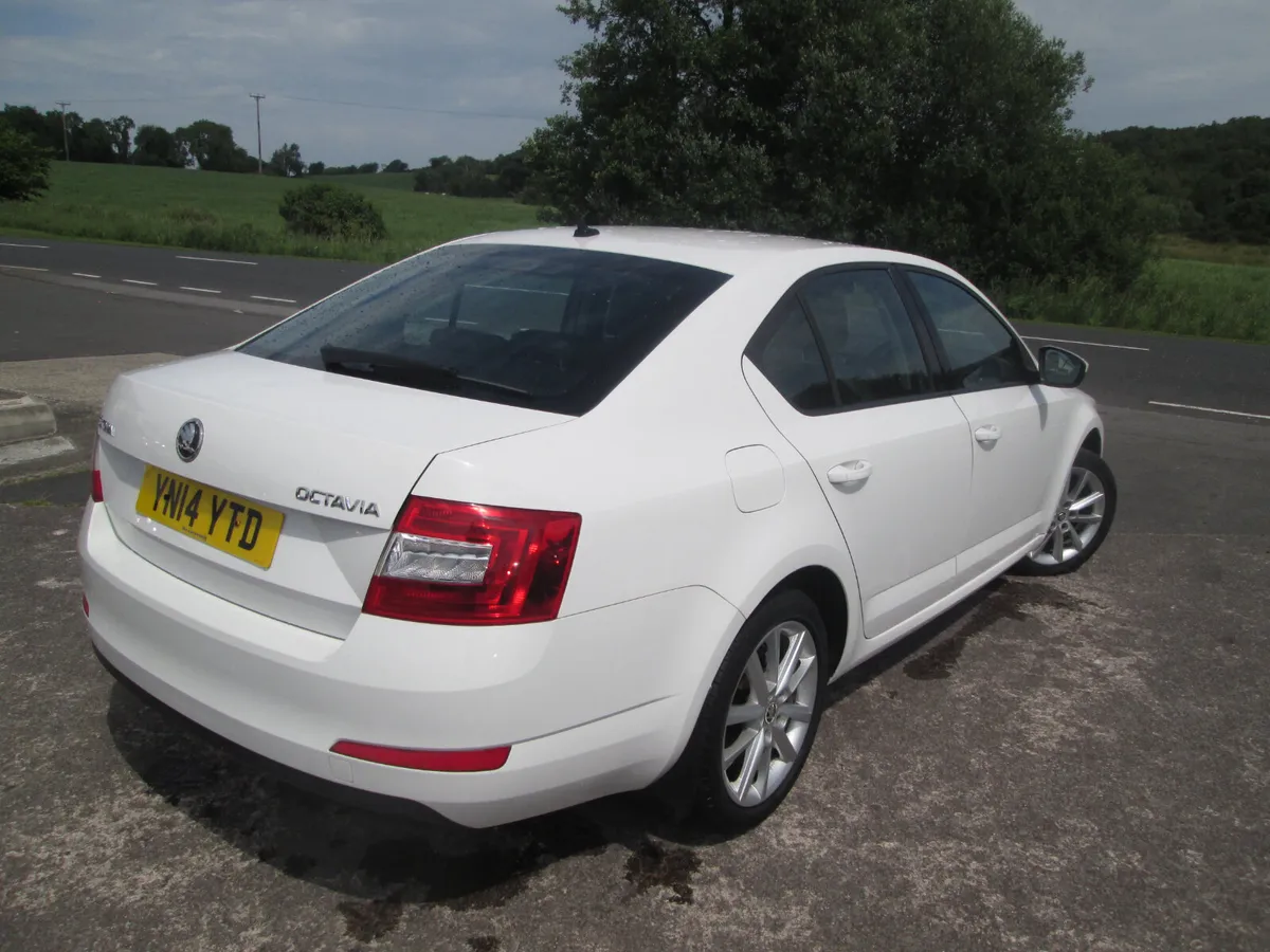 2014  SKODA  OCTAVIA  1.6  TDI   CL  ELEGANCE 5DR - Image 4