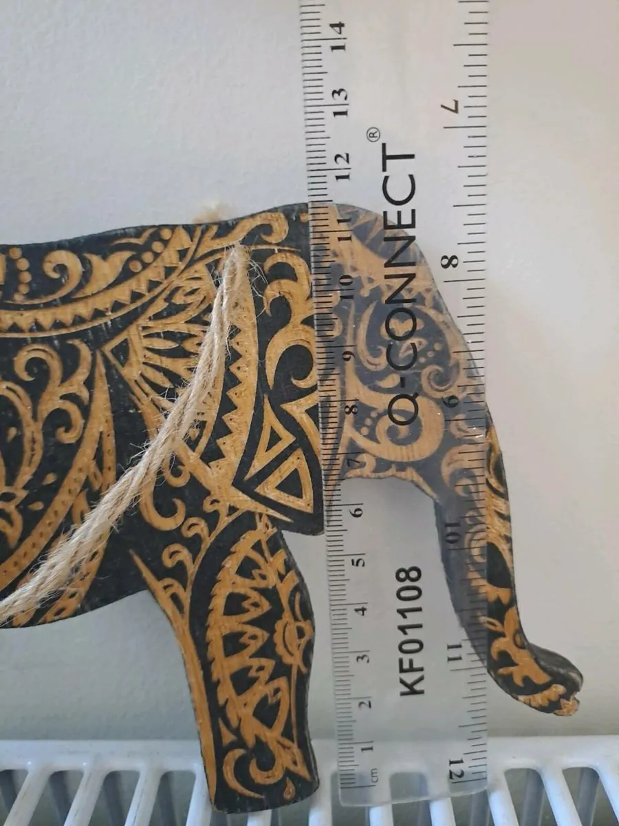 Carved wood Thai elephant - Image 4