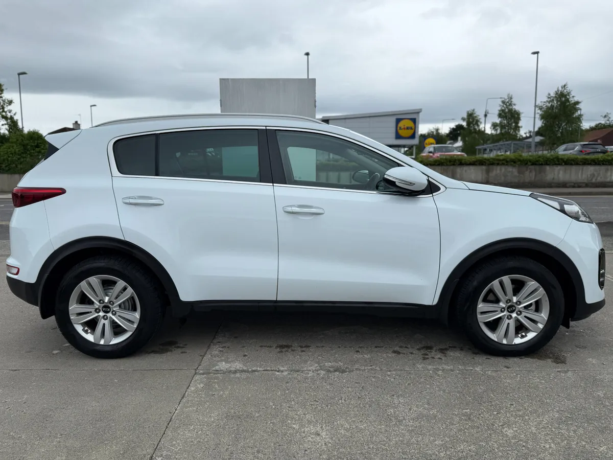 Kia Sportage, 2018, 1.7 PLATINUM 5DR - Image 4