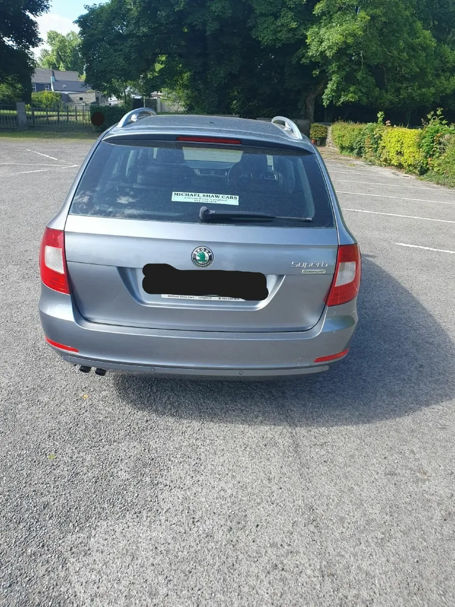 Skoda Superb 2012 - Image 3