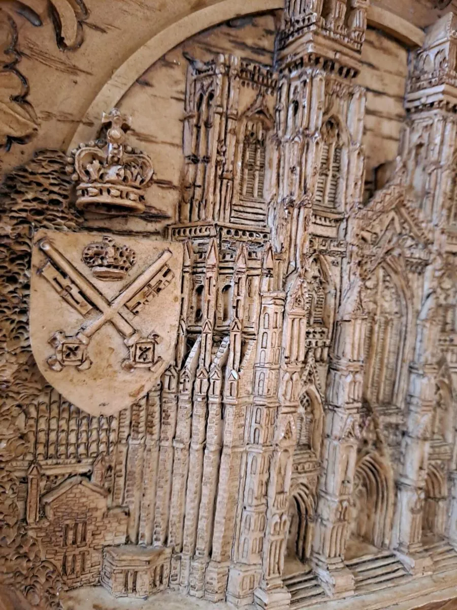 3D wood carving of York Minster - Image 3