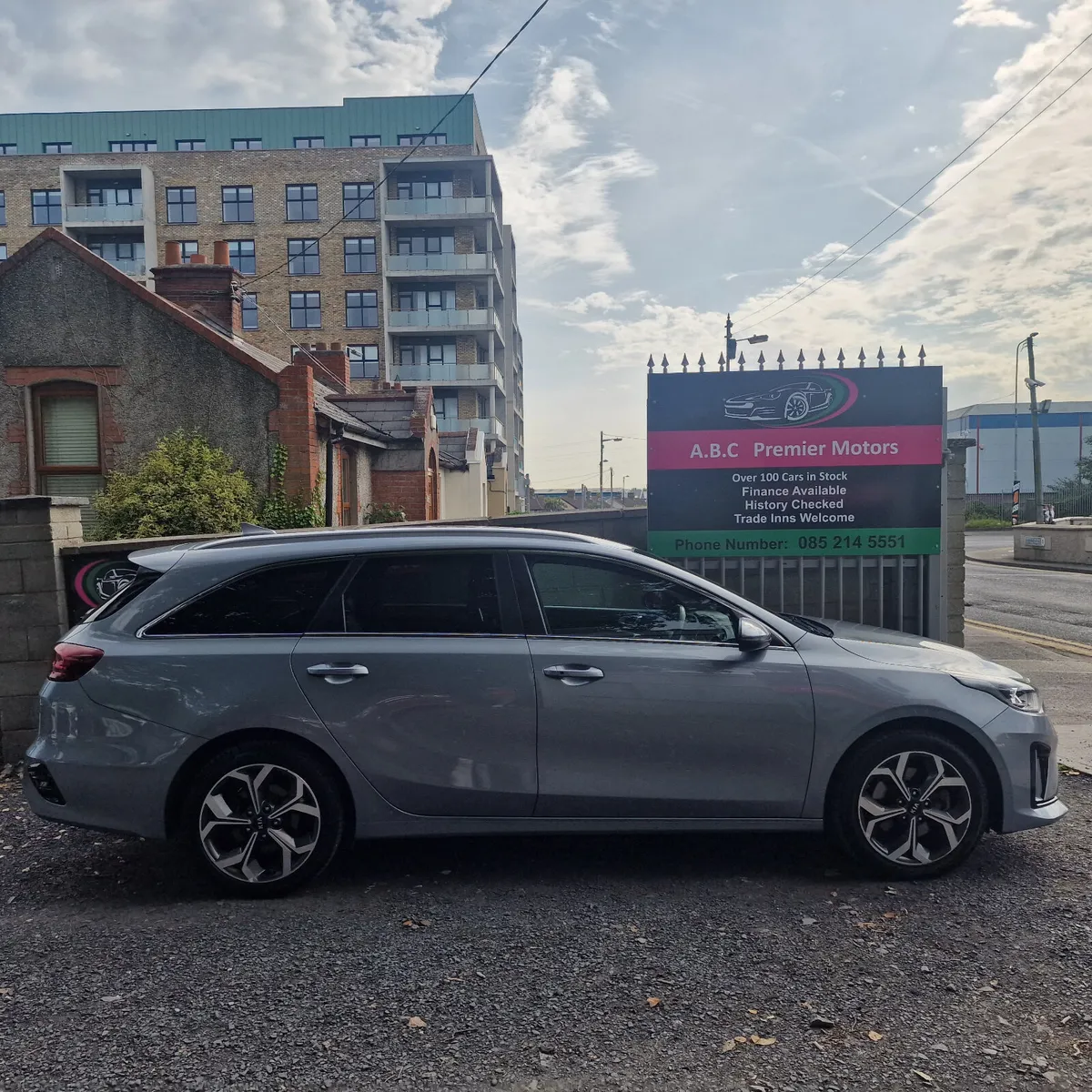 Kia Ceed 2021 Petrol Hybrid Automatic - Image 3