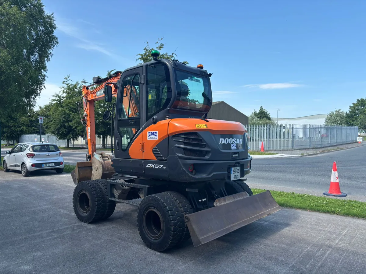 2021 Doosan DX57W-5 - Image 4