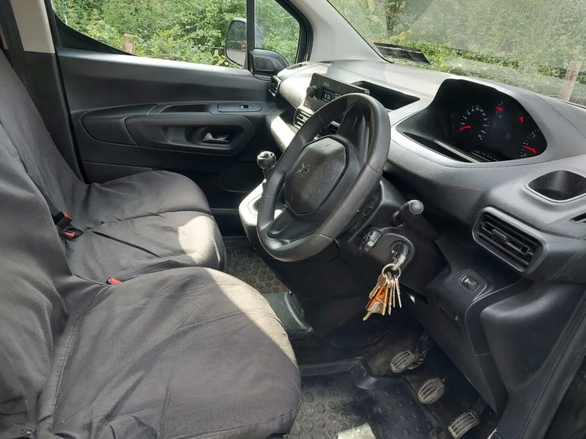 2020 peugeot partner van - 1.5 diesel - Image 2