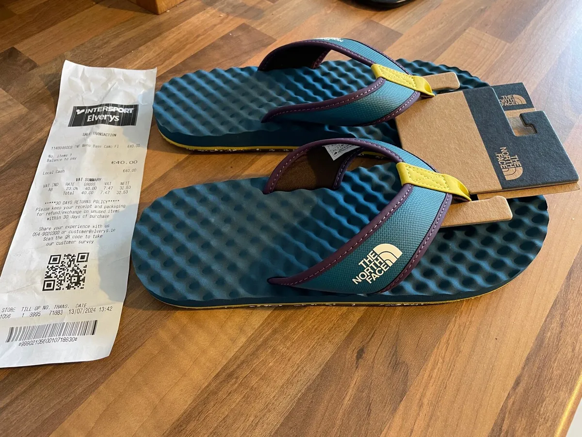 North Face Flip Flops Brand New, never worn 9 - Image 2