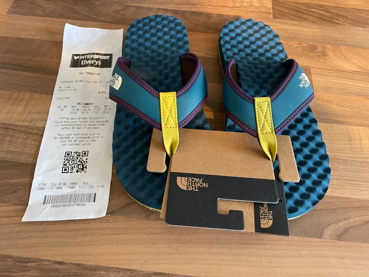 North Face Flip Flops Brand New, never worn 9 - Image 3