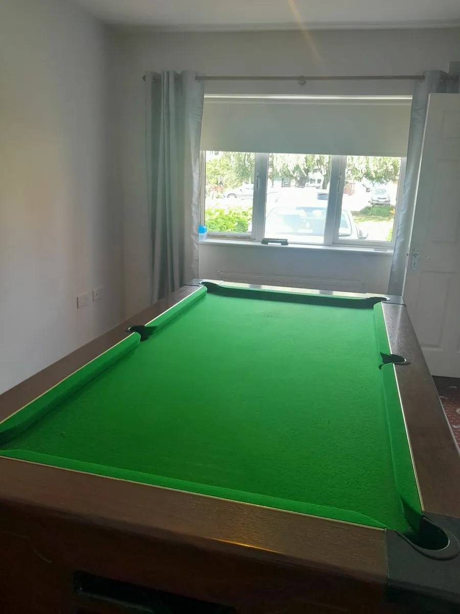 Pool table