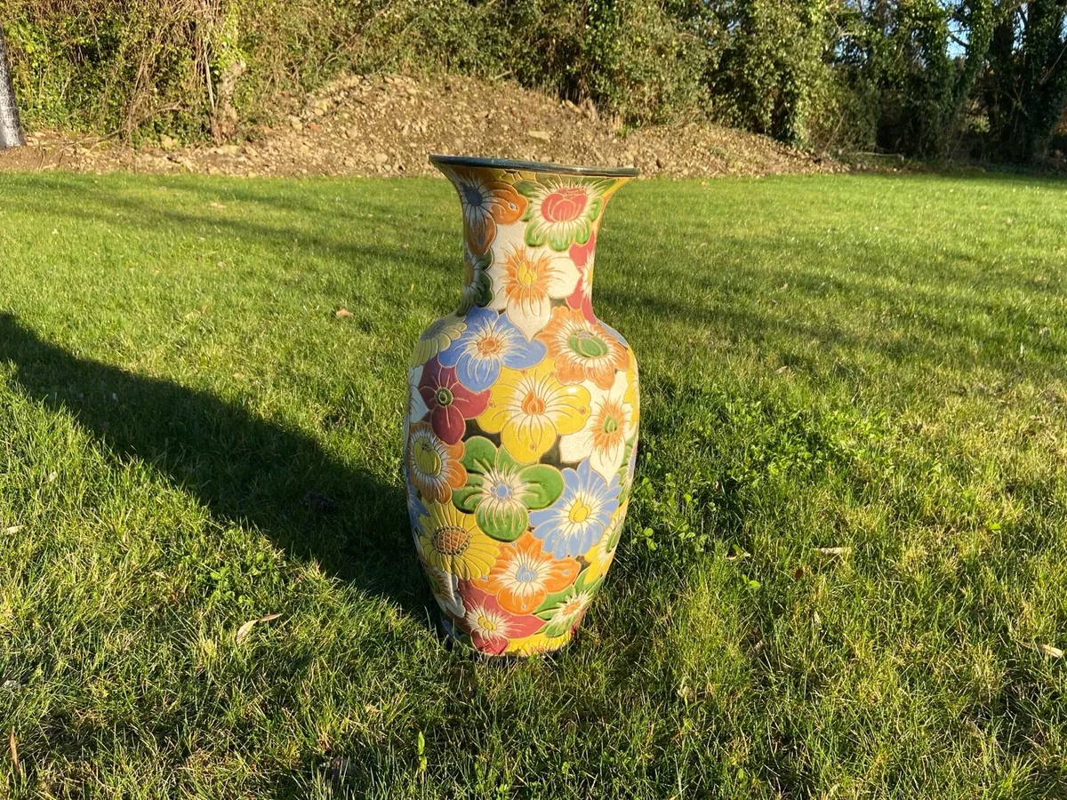 Superb large phoenix tail shaped Floor Vase - Image 1