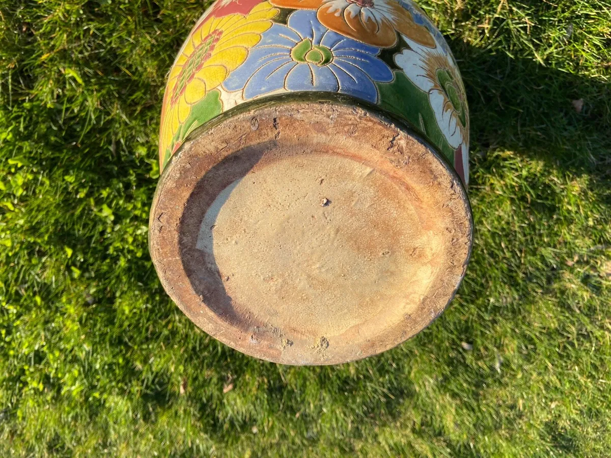 Superb large phoenix tail shaped Floor Vase - Image 2