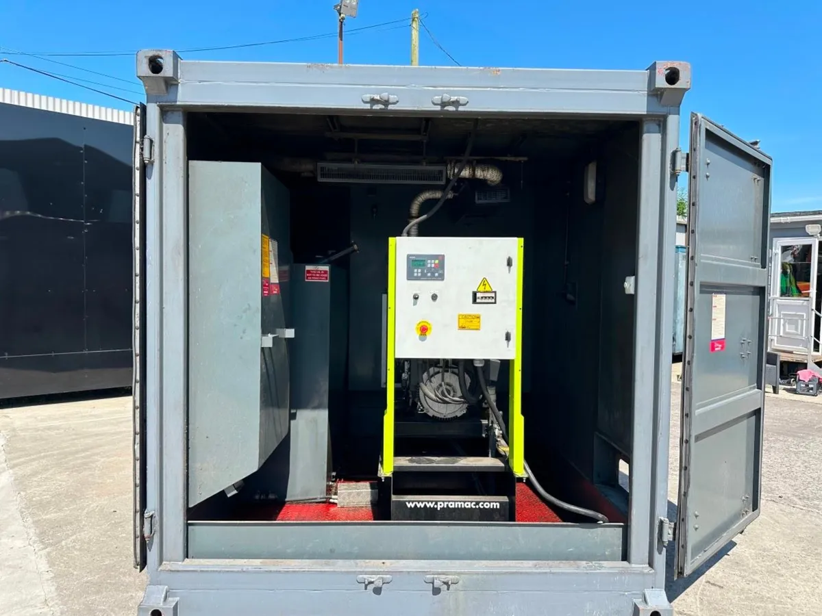 45 kva FG WILSON GENERATOR , 10 X 8 ....2647 - Image 3