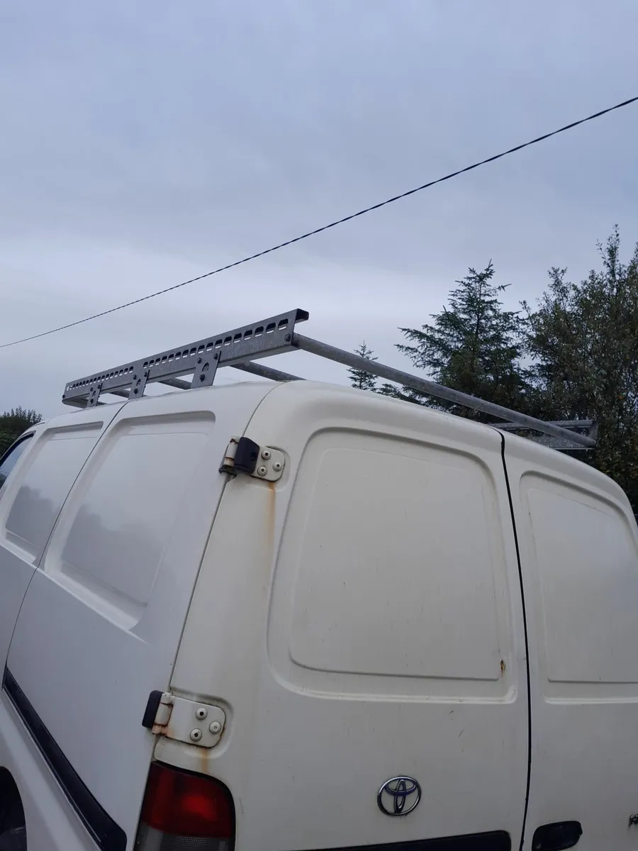 Toyota hiace, land cruiser corolla avensis parts - Image 3