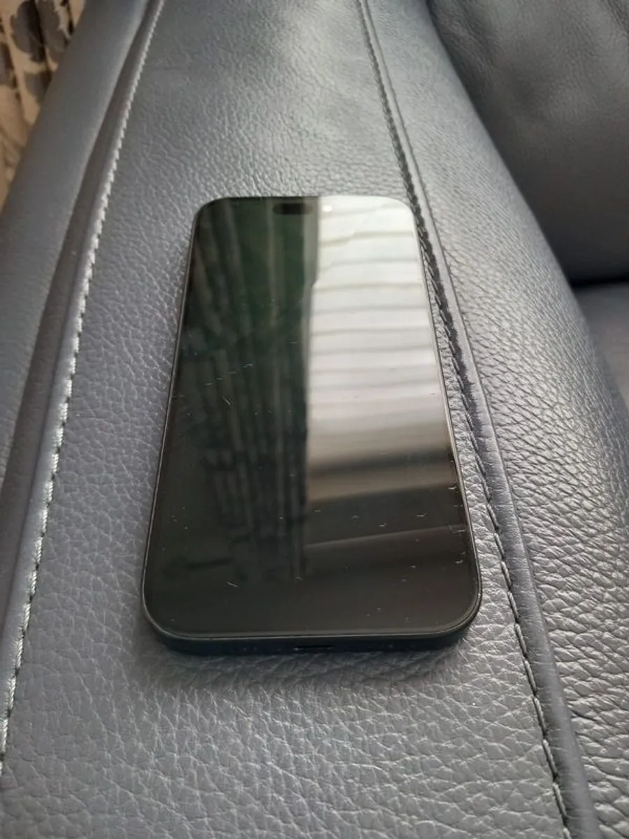 iPhone 15 Pro - Image 1