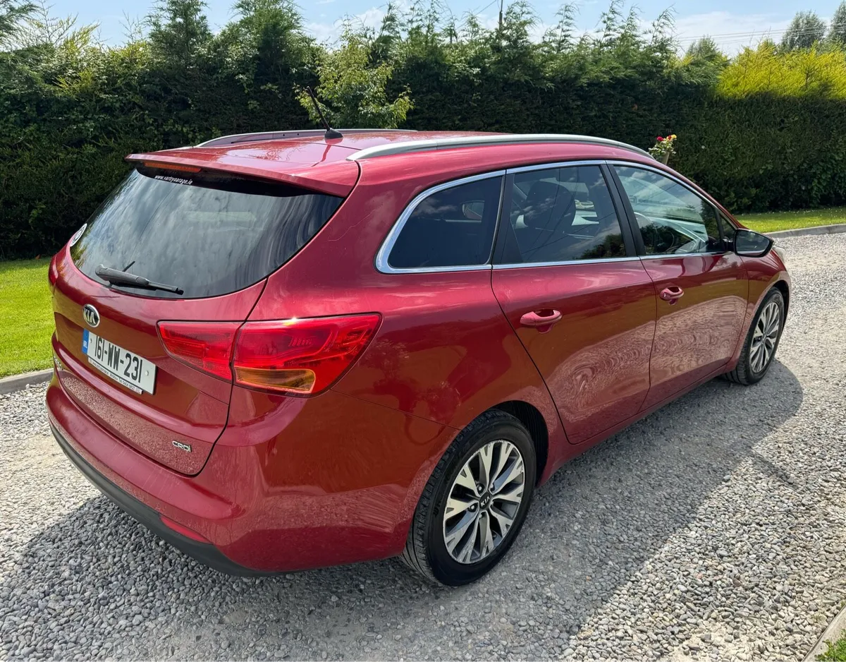 Kia Ceed Estate - Image 4