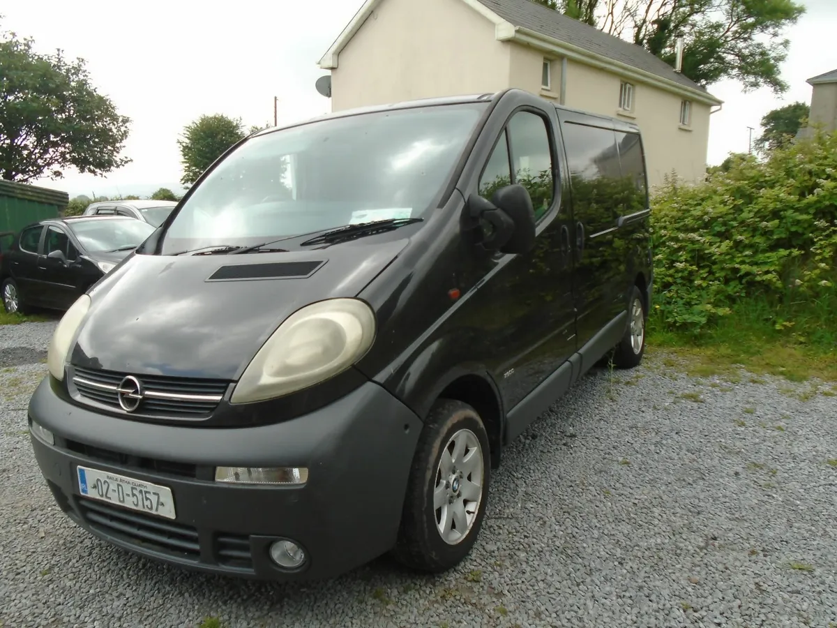 Opel Vivaro 2002 - Image 1