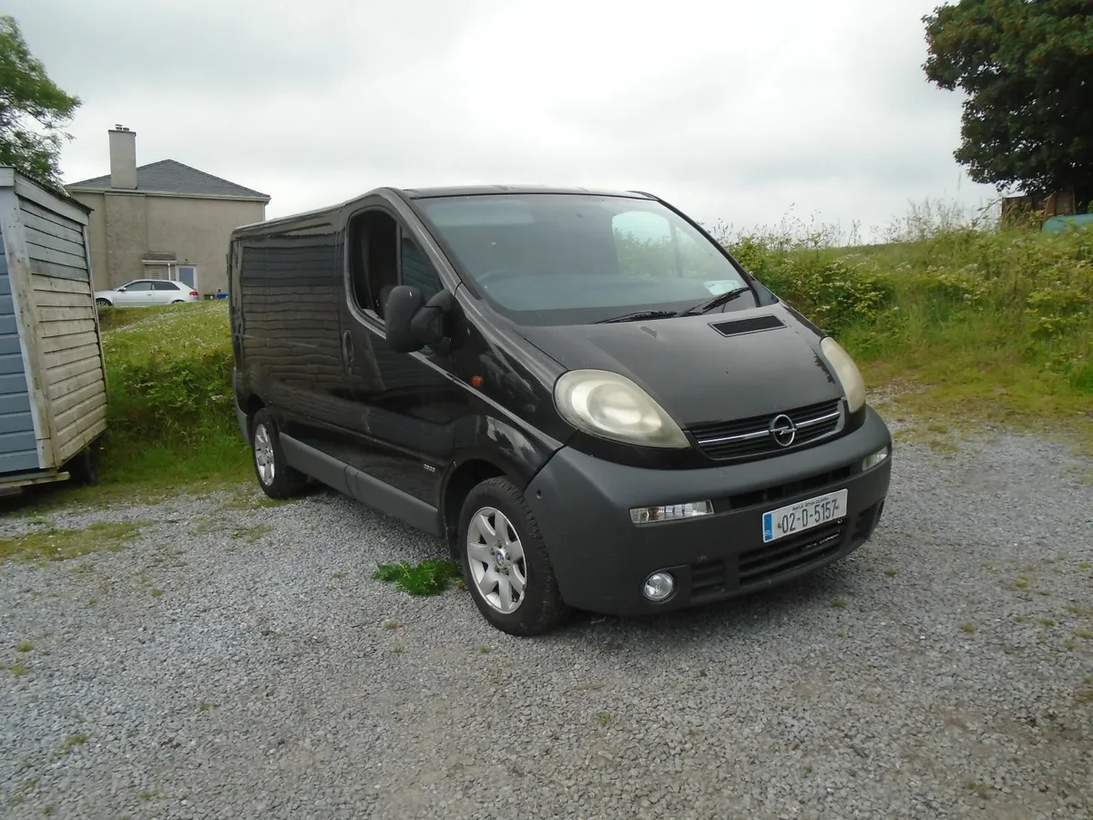 Opel Vivaro 2002 - Image 2