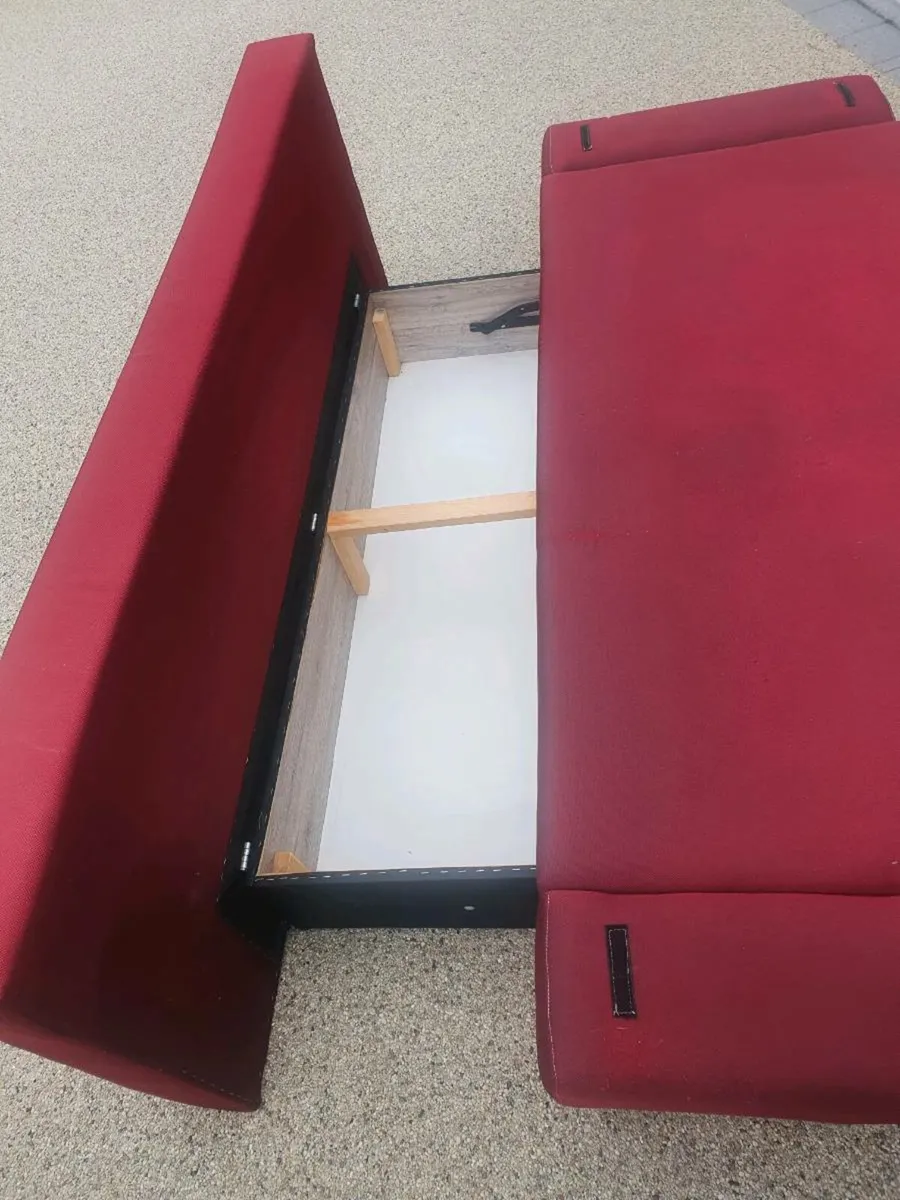 Free Couch - Image 2
