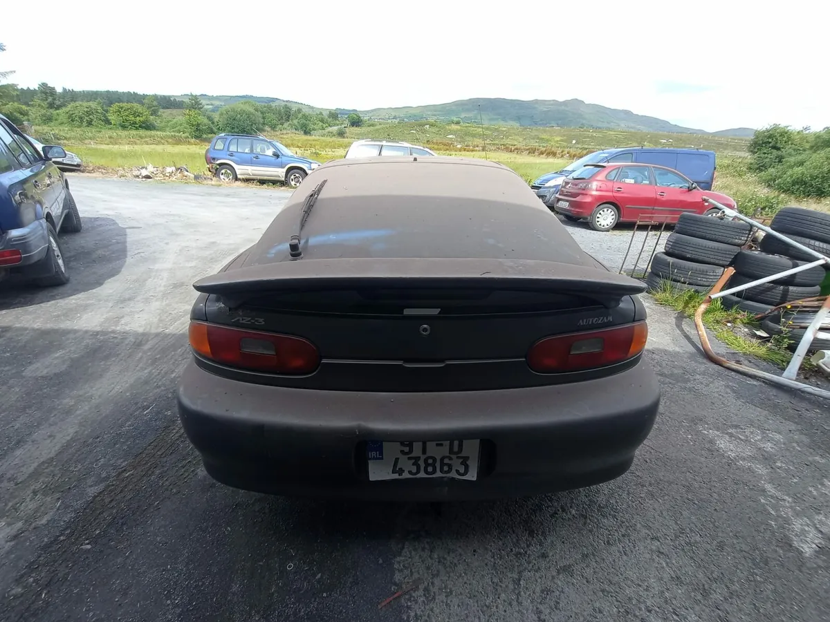Classic  mazda mx-3 - Image 3