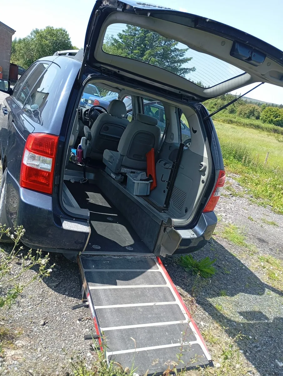 Wheel chair accessible  car for repairs - Image 1