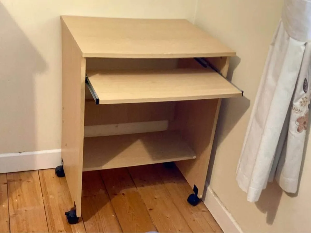 Computer/Study  Desk For Small Spaces - Image 4