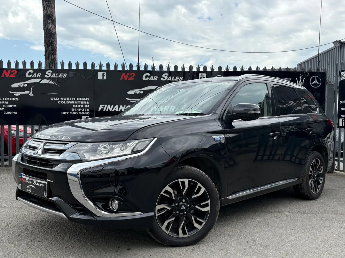 181 Outlander Plug in Hybrid, LOW MILES, NEW NCT - Image 3