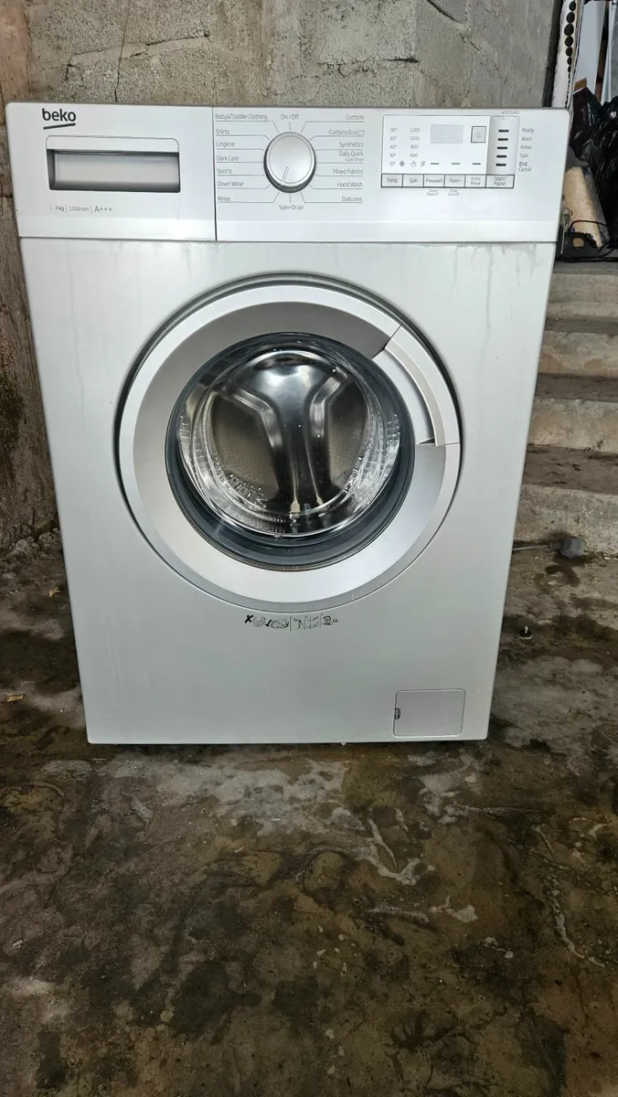 Washing machine - Image 2