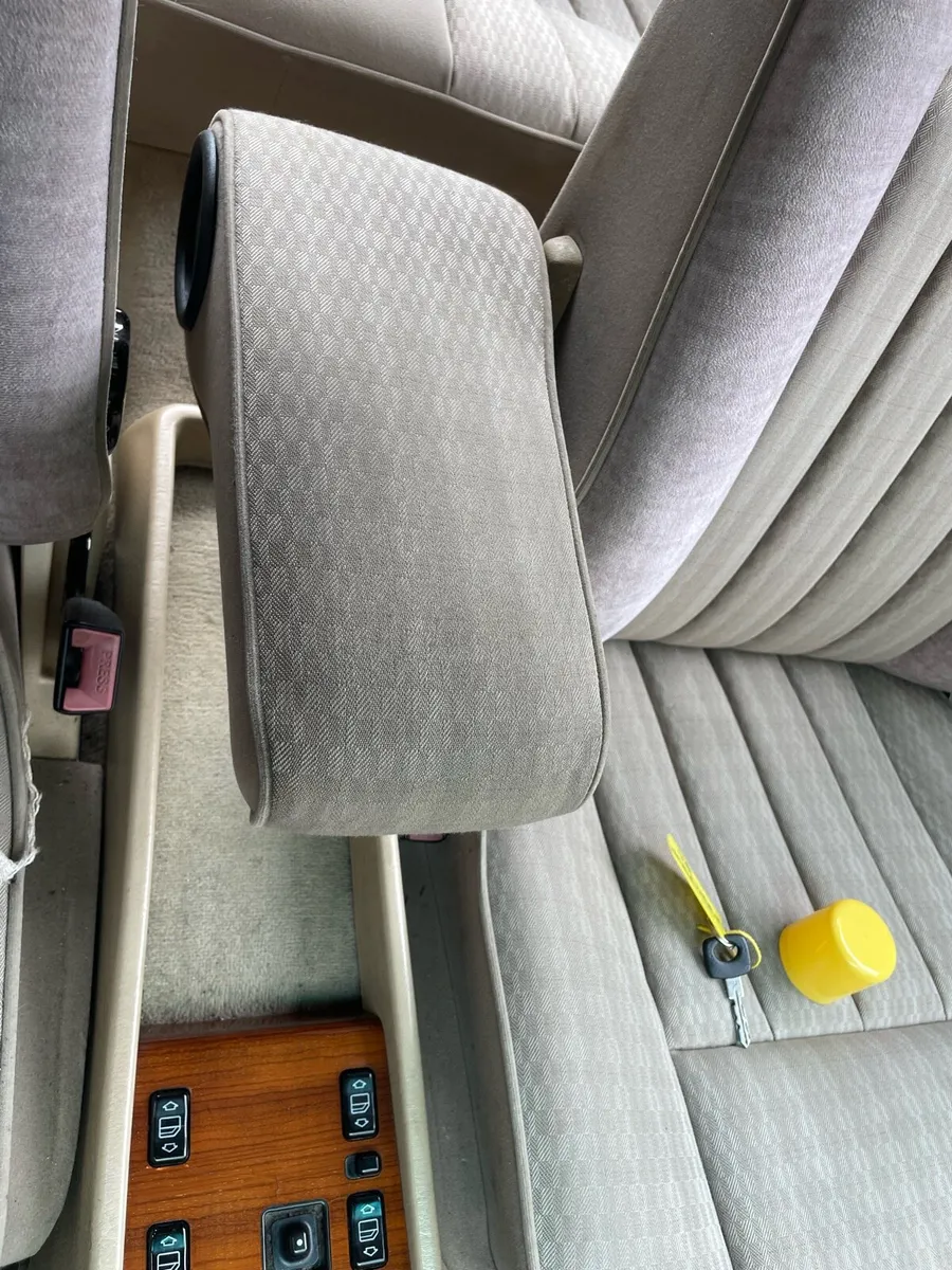 Mercedes 200e - Image 3