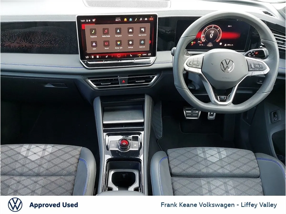 Volkswagen Tiguan R-line Aut0 2.0tdi 150BHP  demo - Image 2
