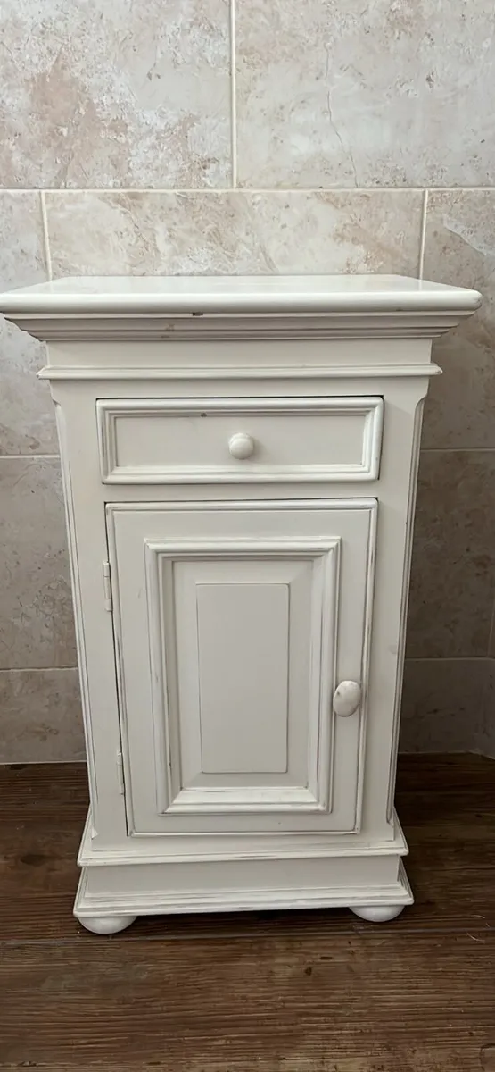 Bedside table - Image 2