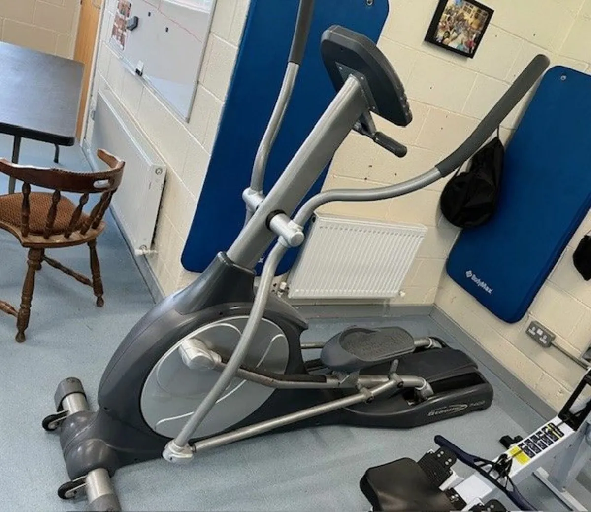 Gym Equipment - Image 3