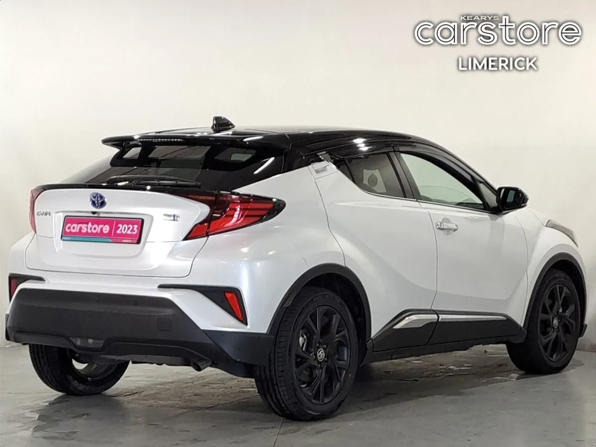 Toyota C-HR 1.8 PET Hybrid - Image 3
