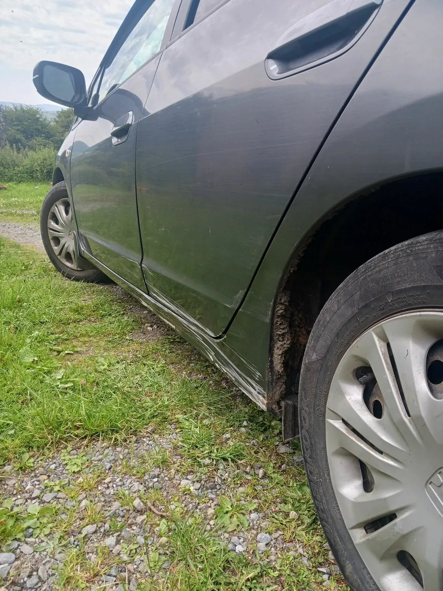Honda Insight 2011 - Image 2