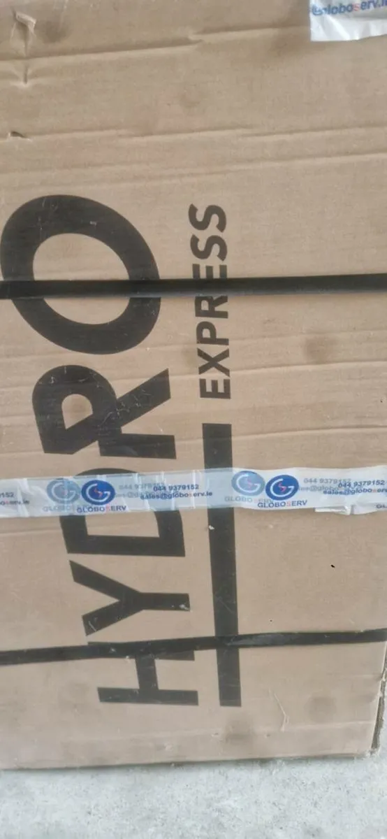 hydro express shower door - Image 1