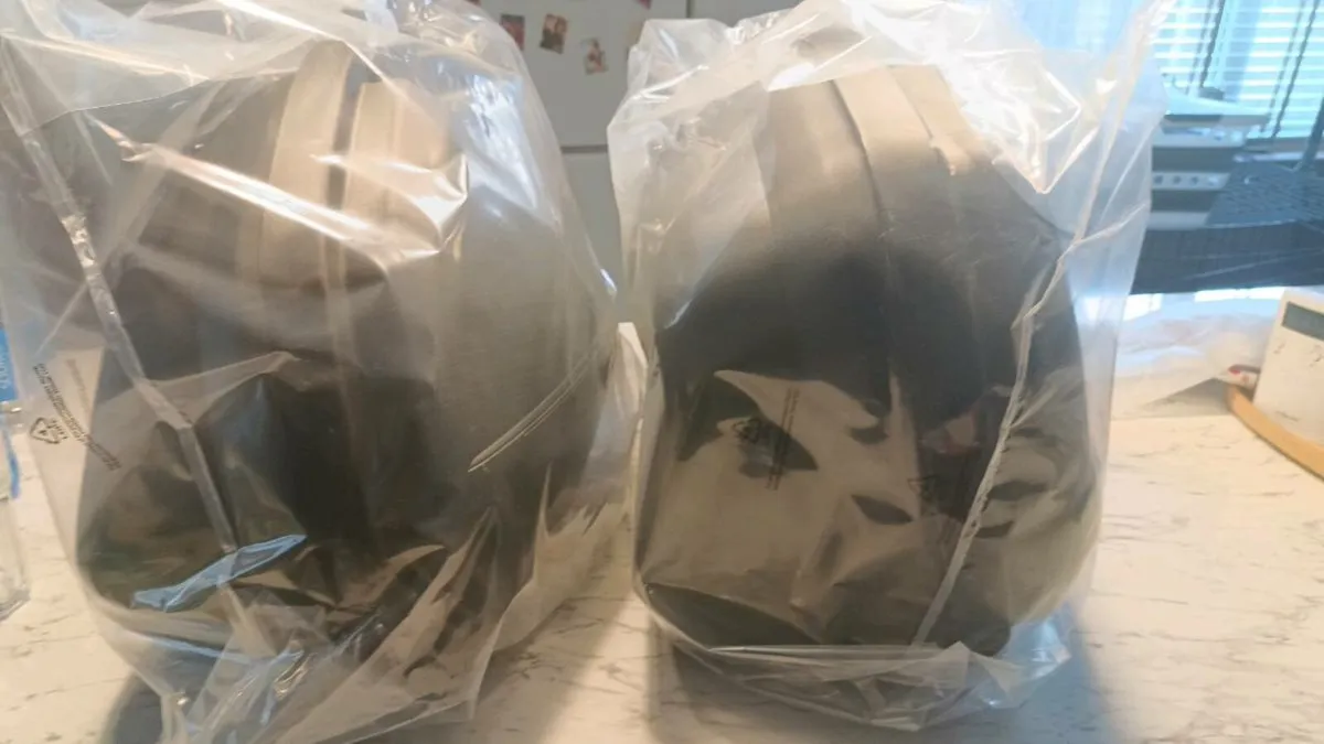 Kappa K33 Givi V35 panniers brand new - Image 2