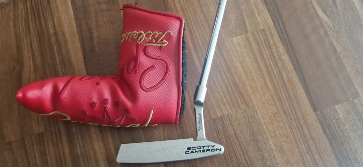 Scotty Cameron Newport Select putter - Image 1