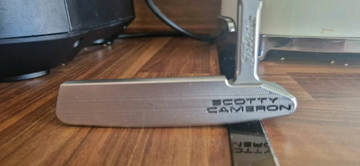 Scotty Cameron Newport Select putter - Image 2