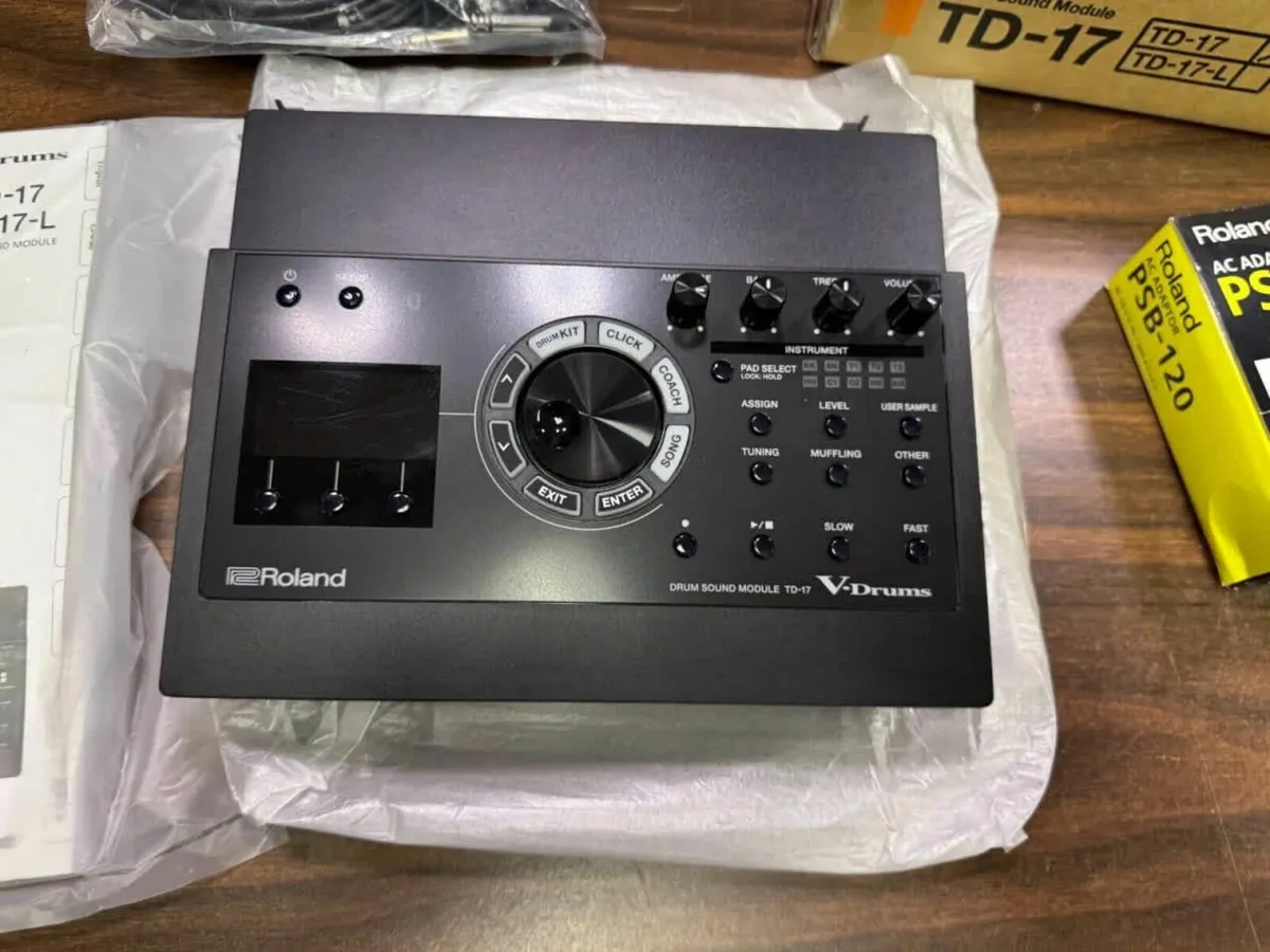 Roland TD-17 V-Drum Module w/Wiring Harness - Image 2