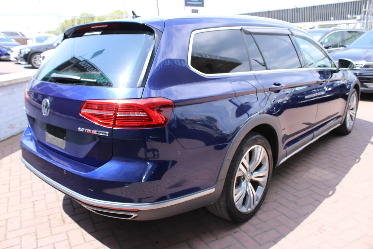 2019 VW PASSAT ALLTRACK - Image 4