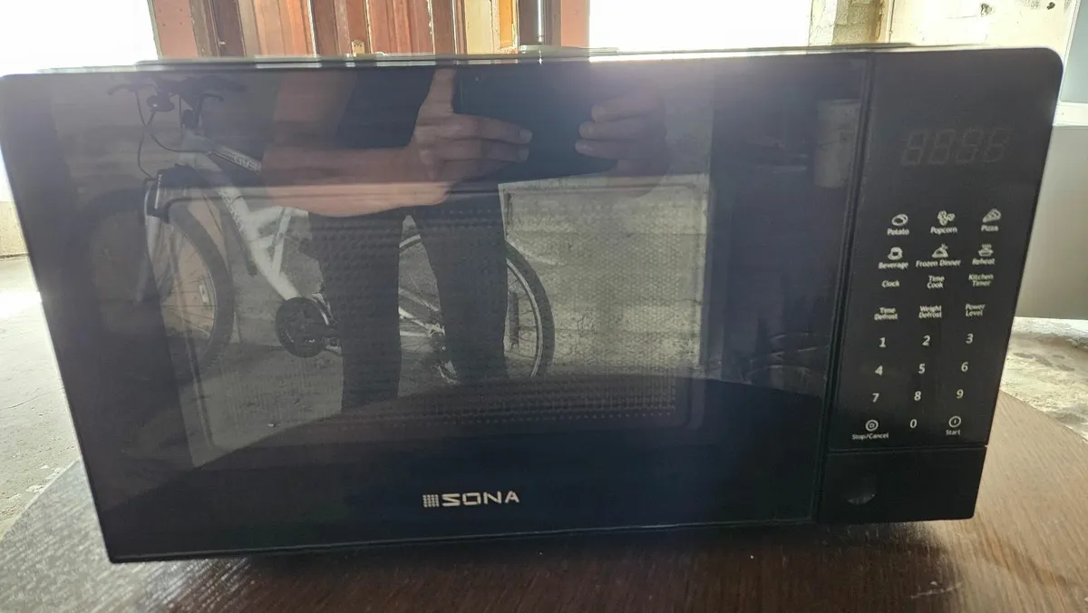 Microwave - Image 2