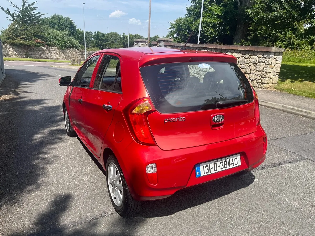 Kia Picanto 2013 1.0L car is manual - Image 4