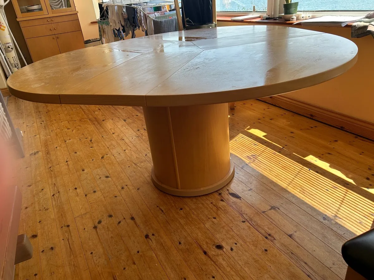 Dining table - Image 3