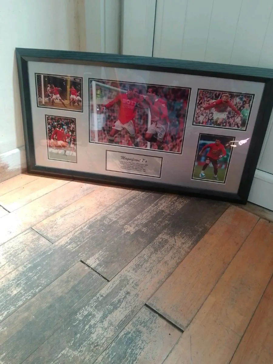 Framed Man united magnificent sevens - Image 1