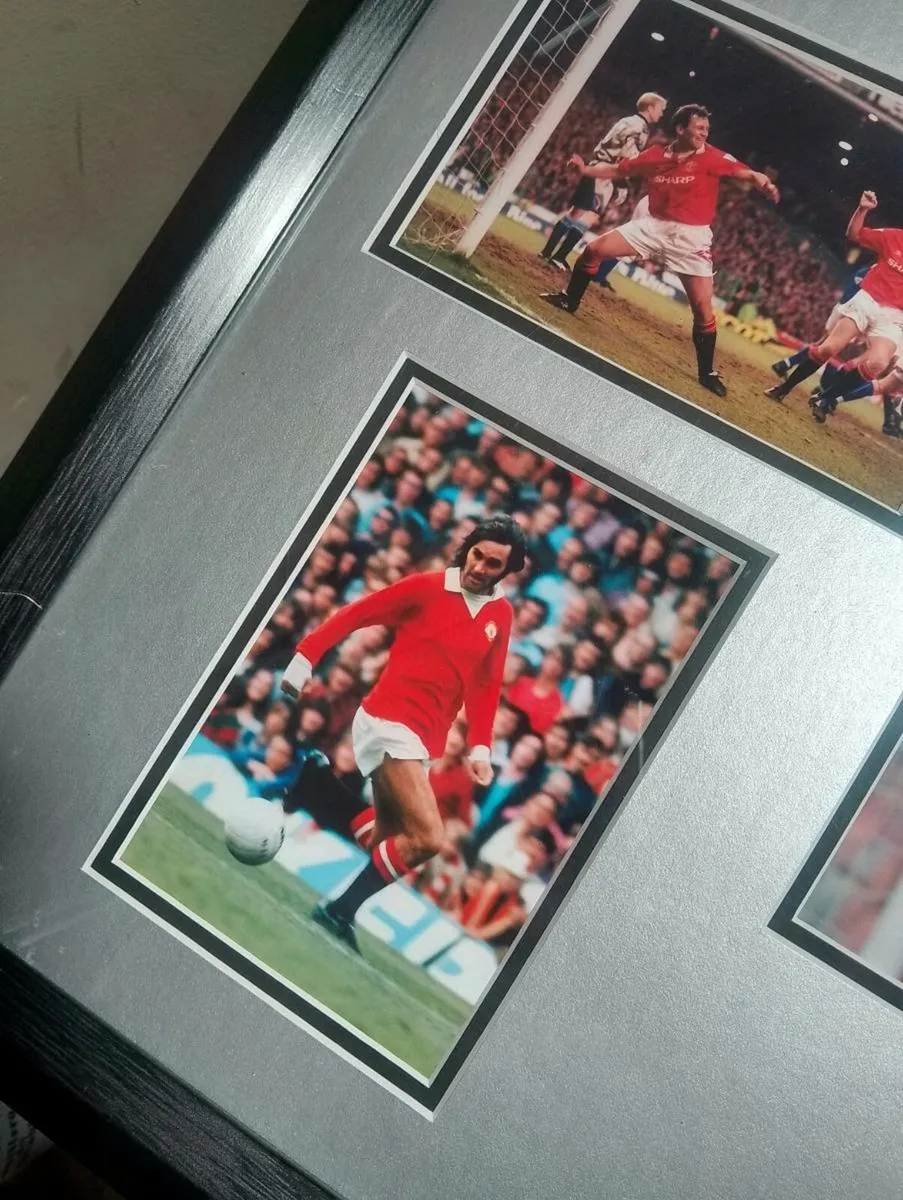 Framed Man united magnificent sevens - Image 2