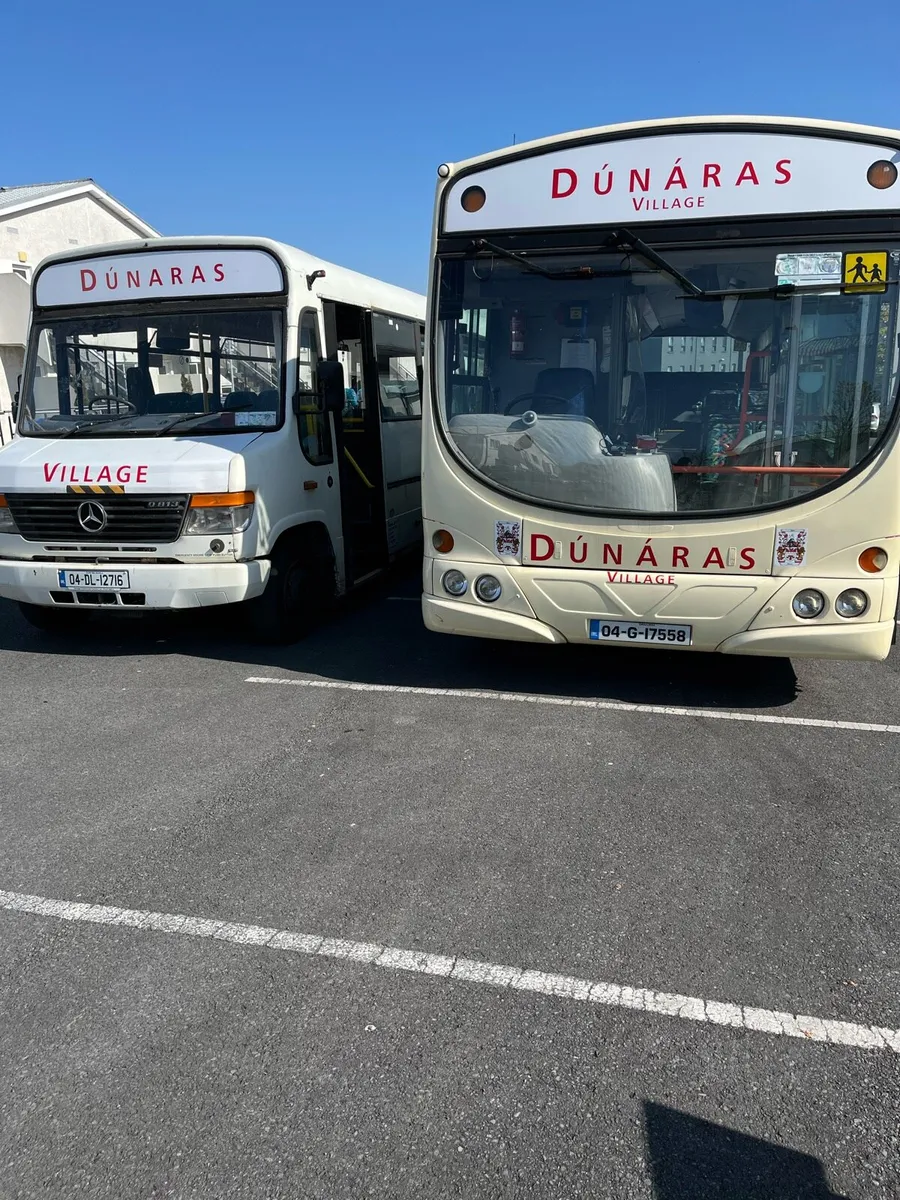Mercedes 0813 33 seater bus - Image 2