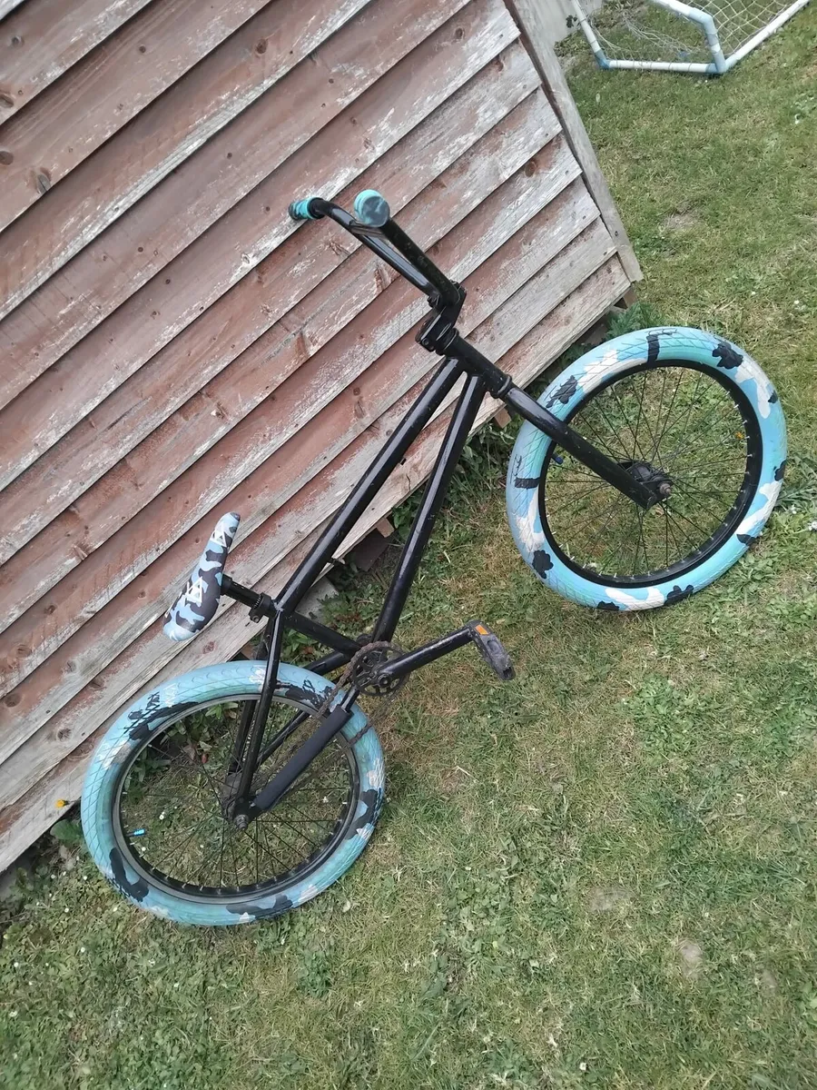 Bmx bike - Image 1