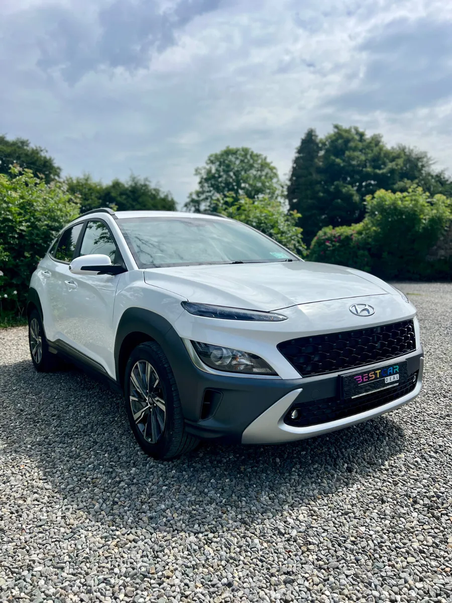 2023 Hyundai KONA 1.0 T-GDI Executive - Image 2