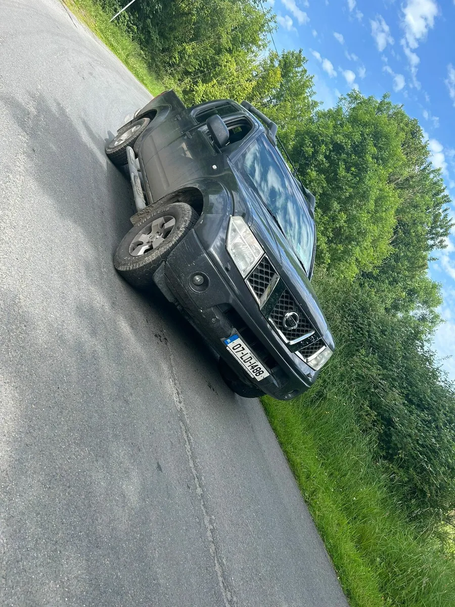 Nissan navara - Image 1