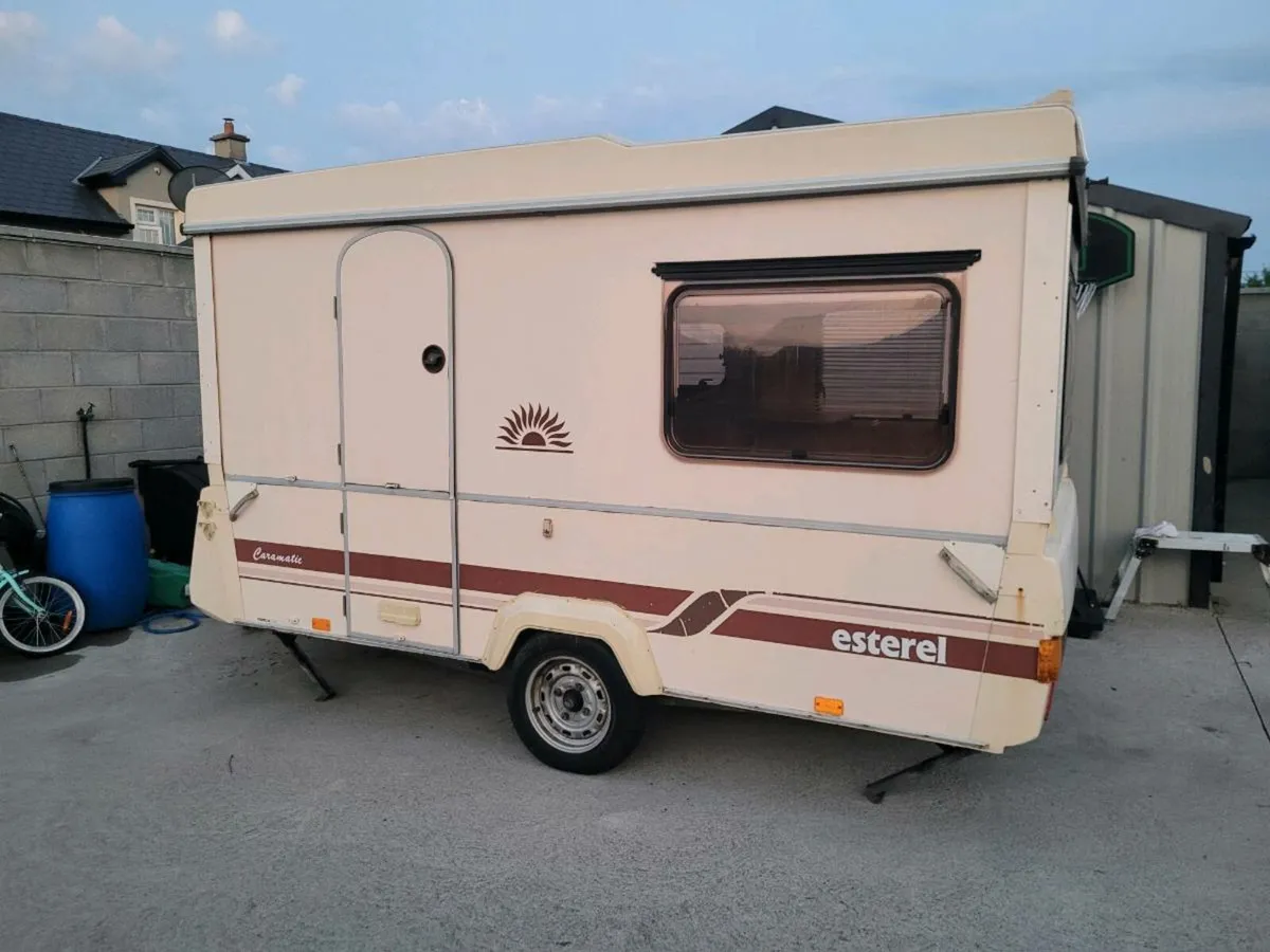 12ft light weight esterel folding caravan 3/4 bert - Image 3