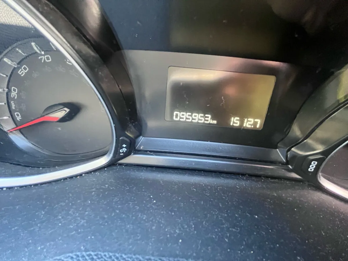 Peugeot 308 - Image 4